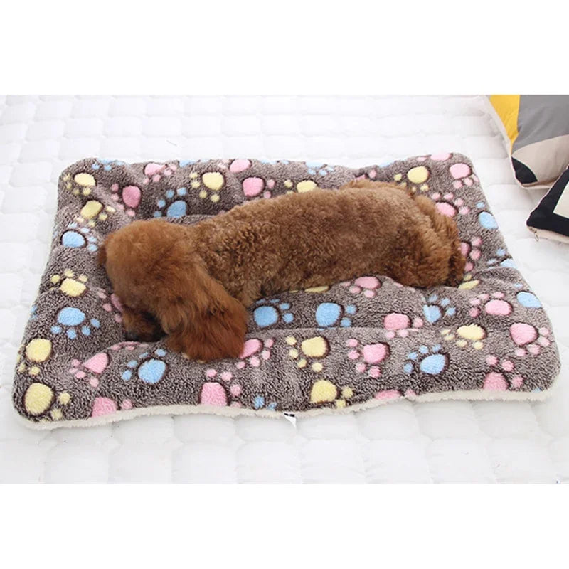 Soft Flannel Pet Mat: Winter Dog & Cat Bed Blanket & Sleeping Cover