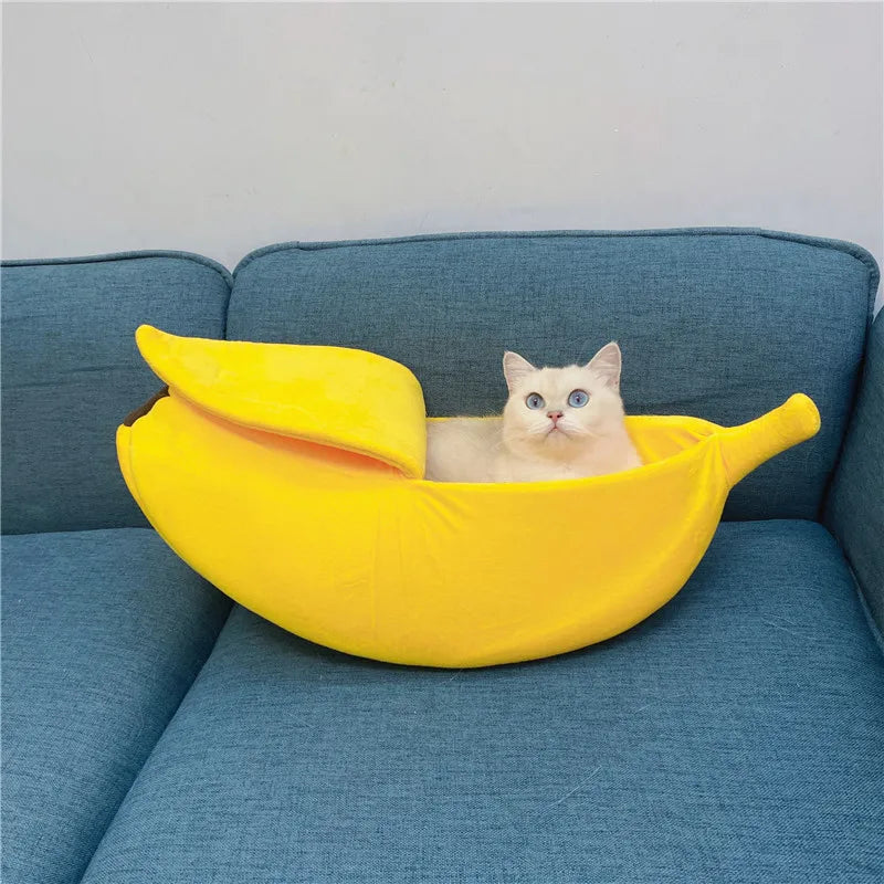 Banana-Shaped Pet Bed: Warm Soft Sleeping Bag for Cats & Dogs